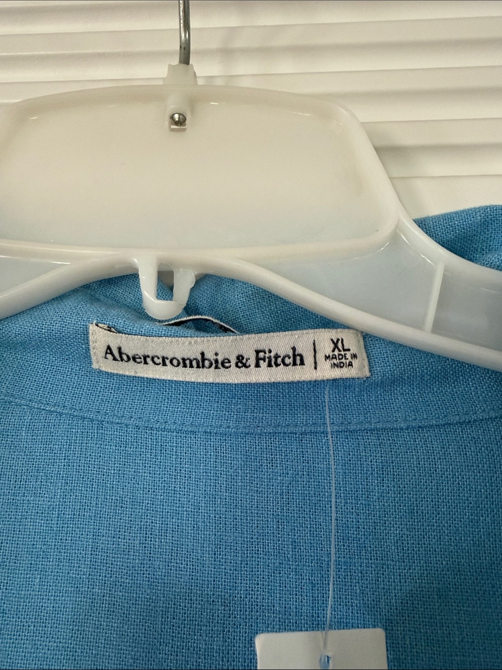 Abercrombie & Fitch womens  linen blue Button-Down Shirt - Picture 5 of 6